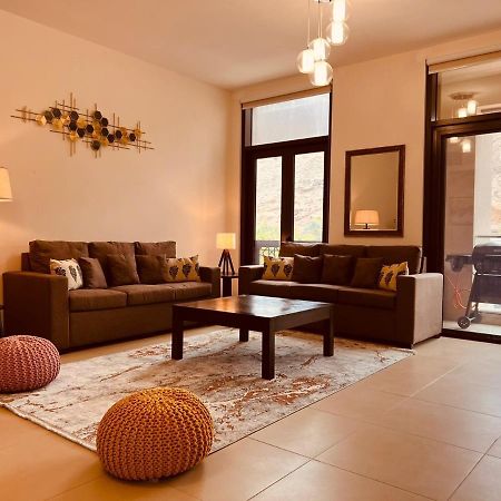 One 2Bhk Elegant Apartment In Muscat Bay 03 Kültér fotó