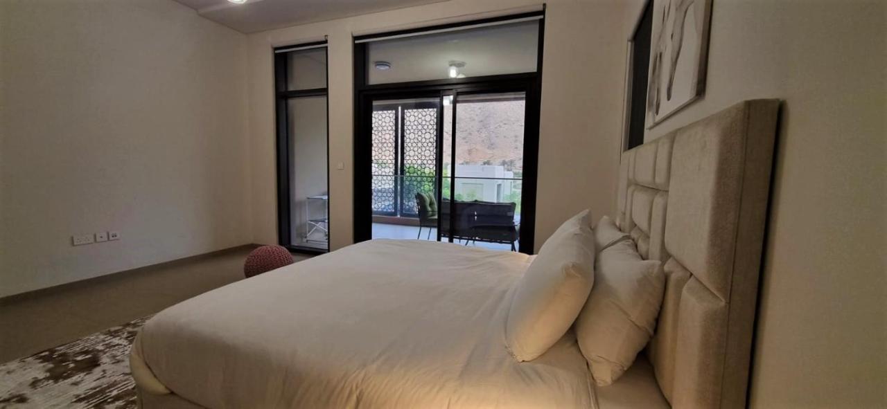 One 2Bhk Elegant Apartment In Muscat Bay 03 Kültér fotó