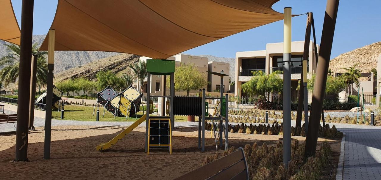 One 2Bhk Elegant Apartment In Muscat Bay 03 Kültér fotó