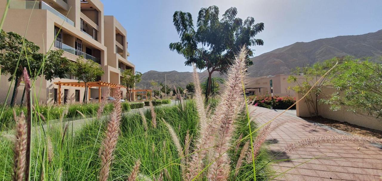 One 2Bhk Elegant Apartment In Muscat Bay 03 Kültér fotó