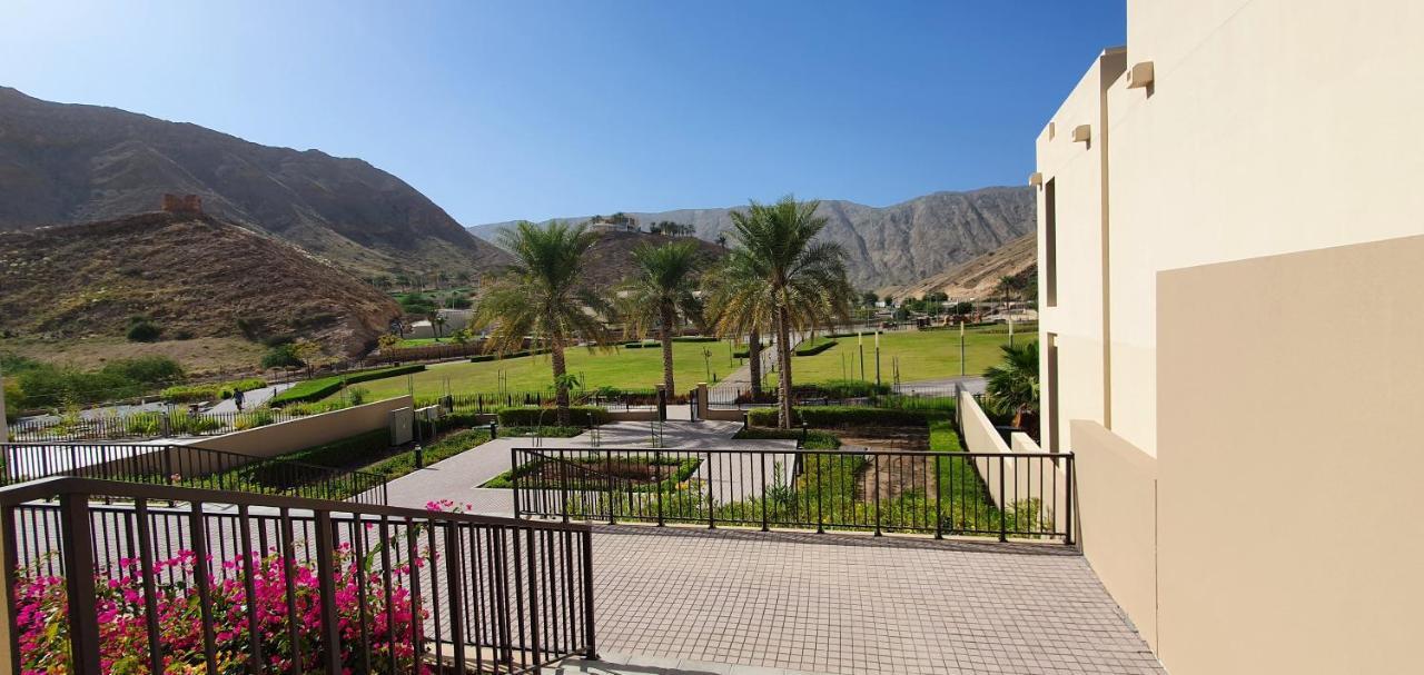 One 2Bhk Elegant Apartment In Muscat Bay 03 Kültér fotó