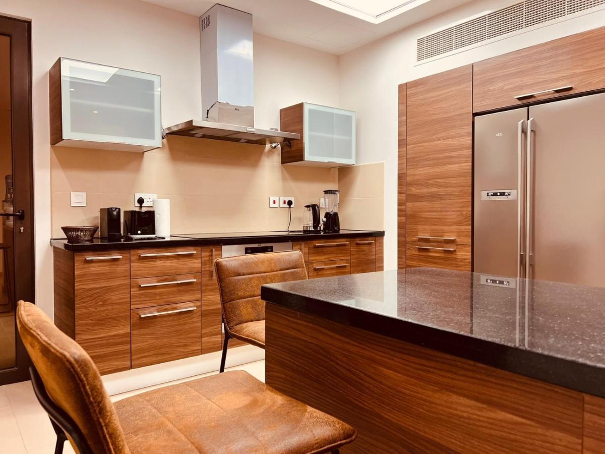 One 2Bhk Elegant Apartment In Muscat Bay 03 Kültér fotó