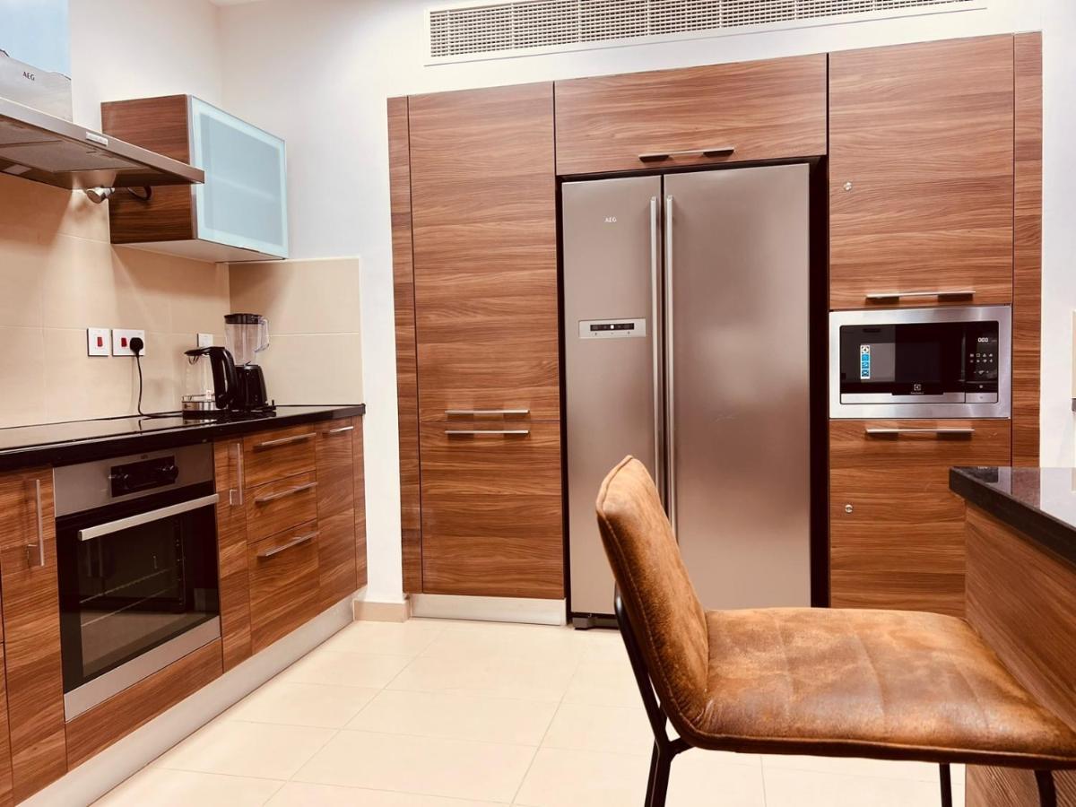 One 2Bhk Elegant Apartment In Muscat Bay 03 Kültér fotó